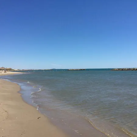Studio Pour 2 Personnes + Bebe Valras-Plage